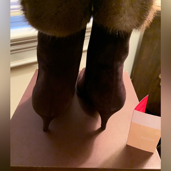 NIB-Never Worn Bally Brown Mink/Suede Ankle Boots Made In - Picture 3 of 8